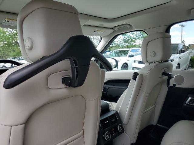 Certified 2025 Land Rover Discovery S AWD/4WD image 9