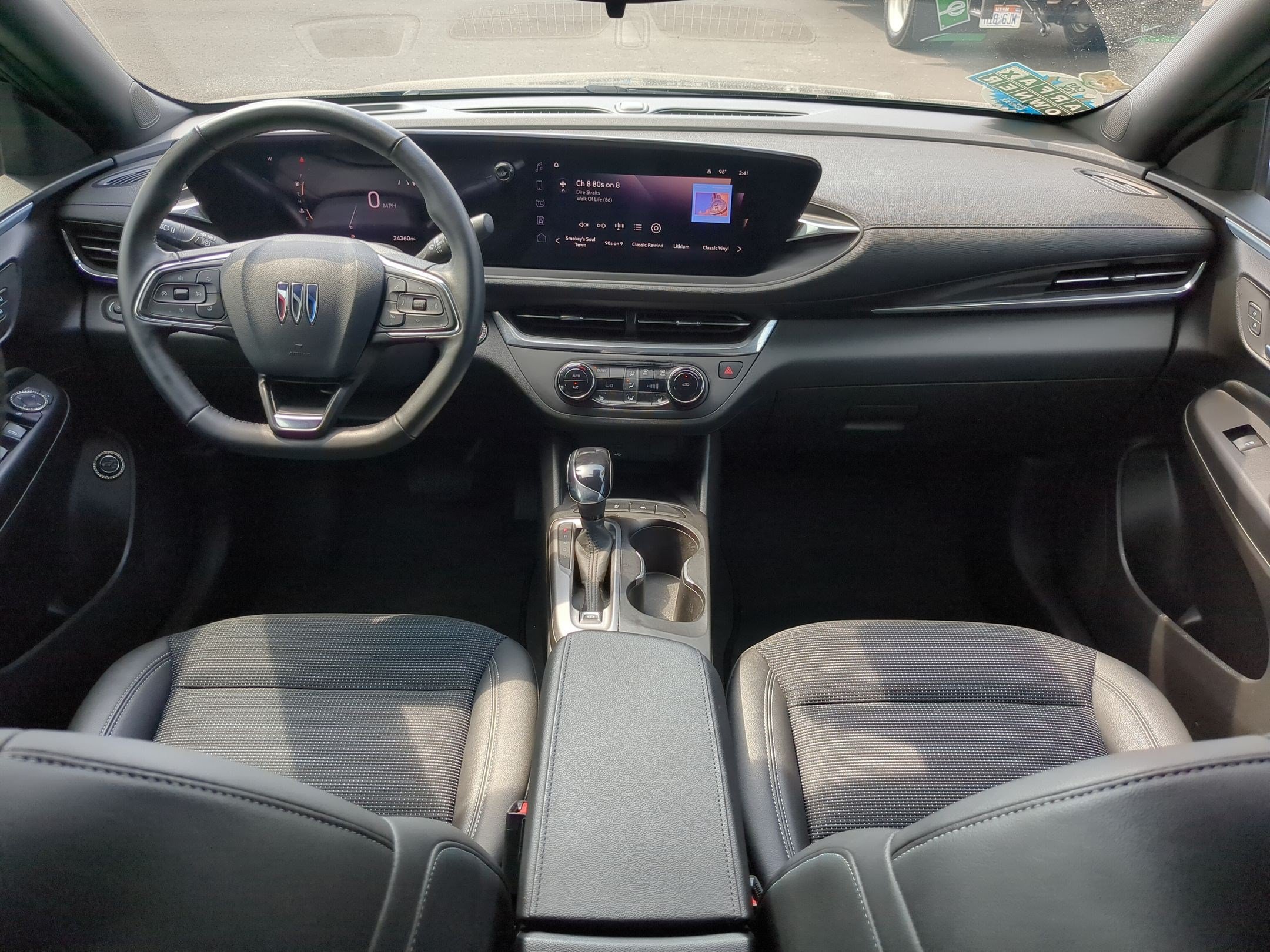 Used 2024 Buick Envista Preferred w/ Convenience I Package FWD image 24