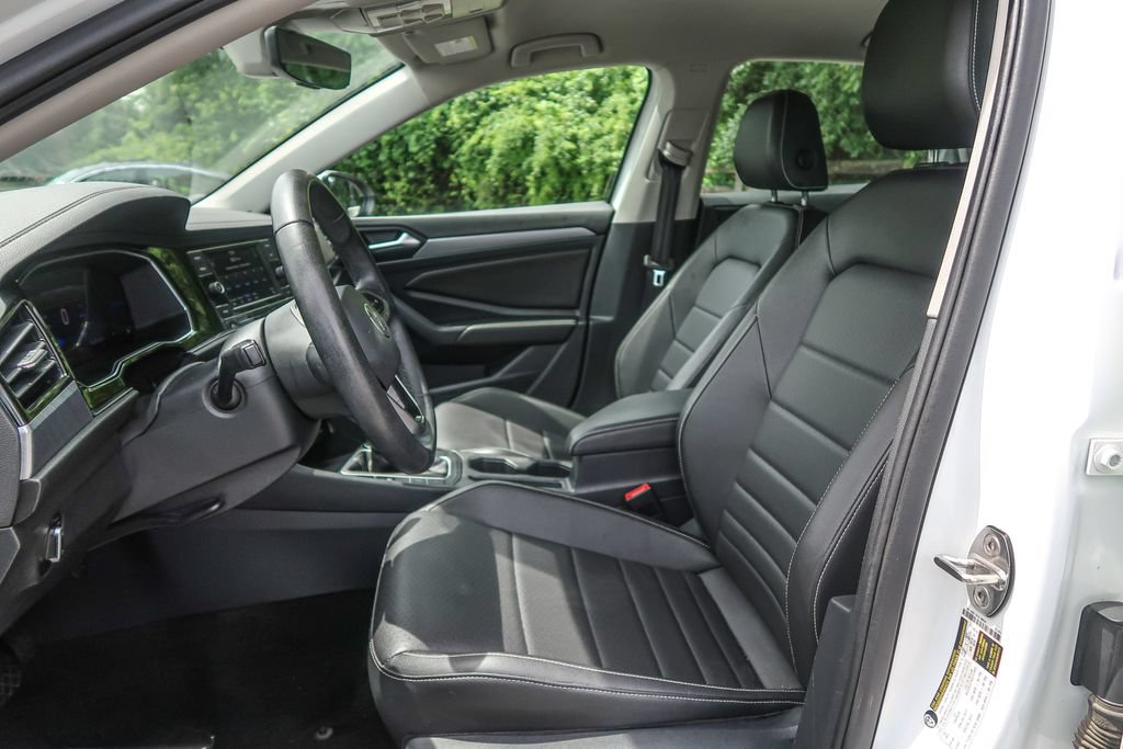 Used 2023 Volkswagen Jetta SE FWD image 22