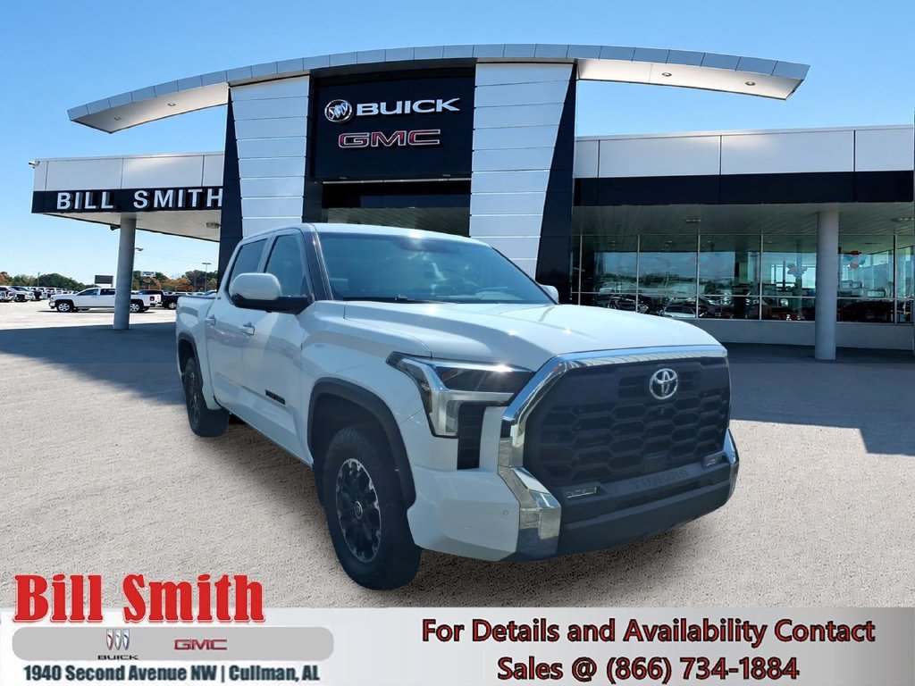 Used 2022 Toyota Tundra SR5 RWD image 1