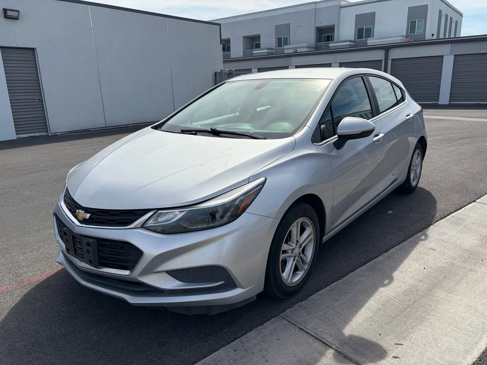 Used 2017 Chevrolet Cruze LT w/ Convenience Package image 2
