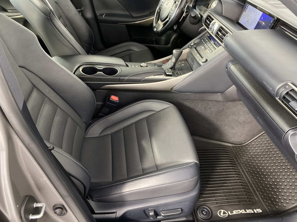 Used 2019 Lexus IS 350 F Sport w/ F Sport Package AWD/4WD image 11