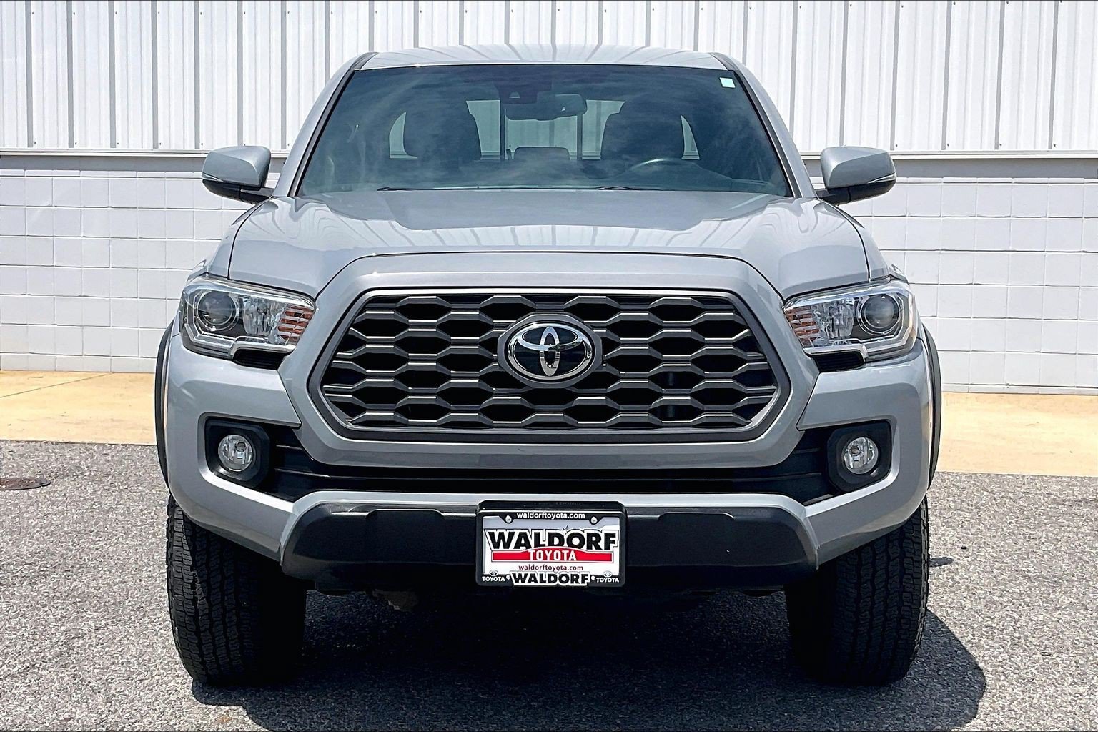 Used 2021 Toyota Tacoma TRD Off-Road AWD/4WD image 3