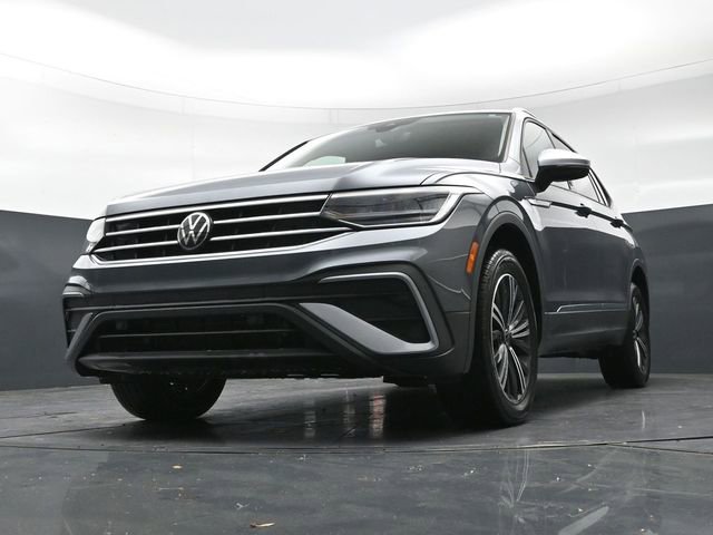 Used 2024 Volkswagen Tiguan Wolfsburg Edition image 35