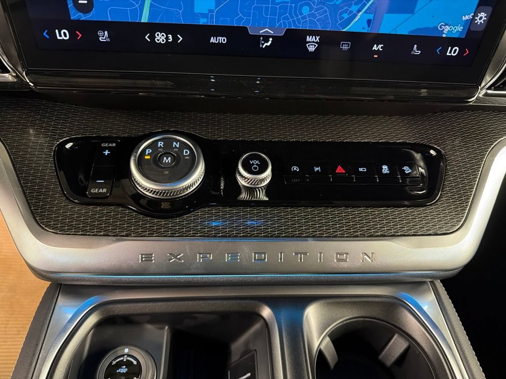 New 2027 Ford Expedition Max Platinum w/ Stealth Appearance Package AWD/4WD image 14