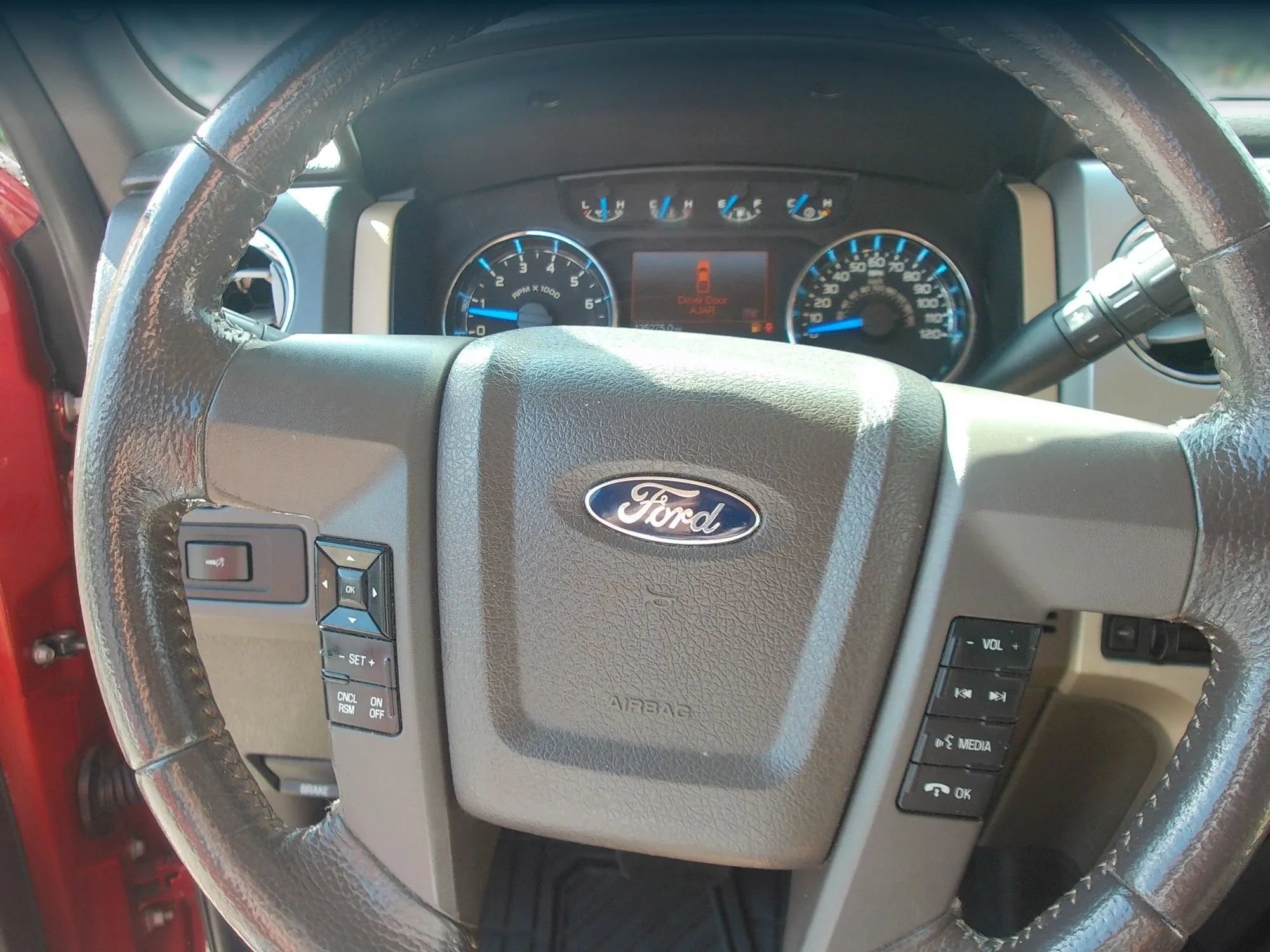 Used 2014 Ford F150 XLT w/ Equipment Group 302A Luxury RWD image 16