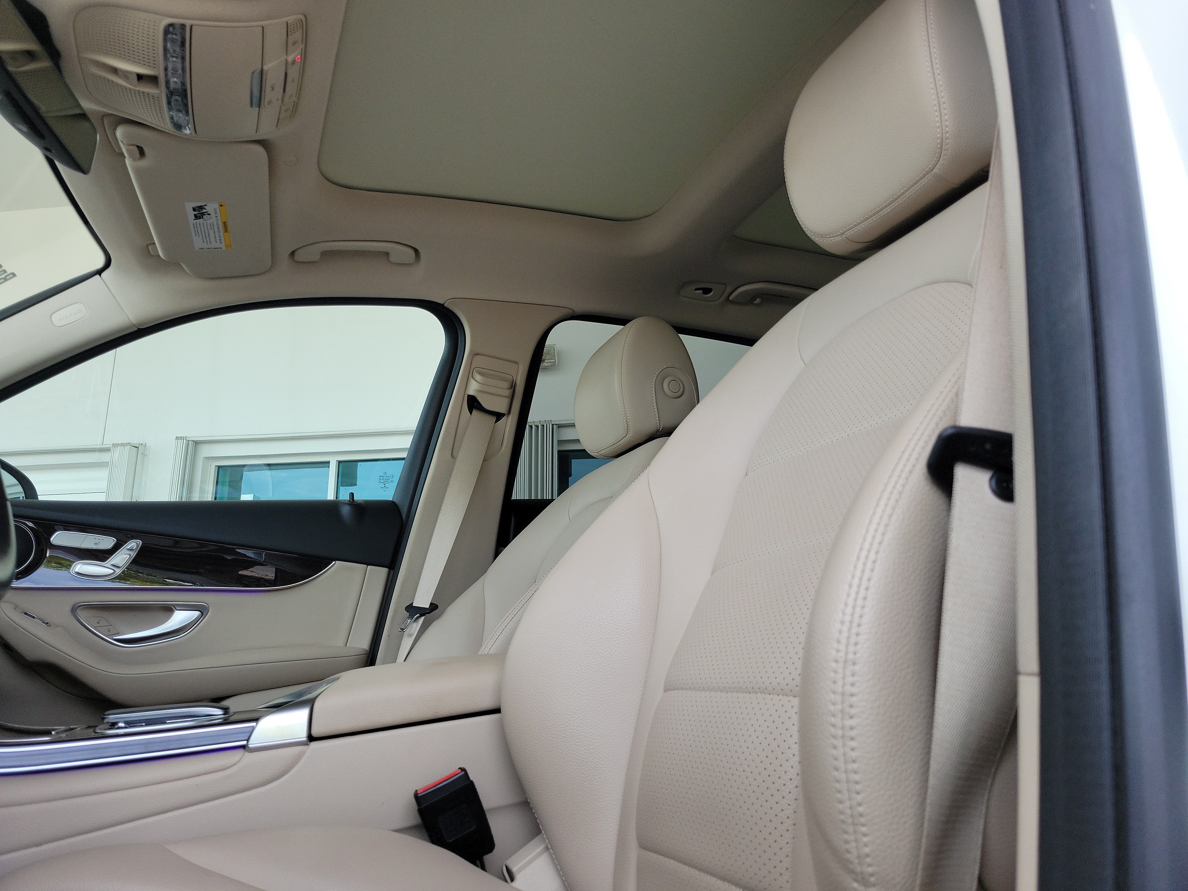 Used 2022 Mercedes-Benz GLC 300 image 22
