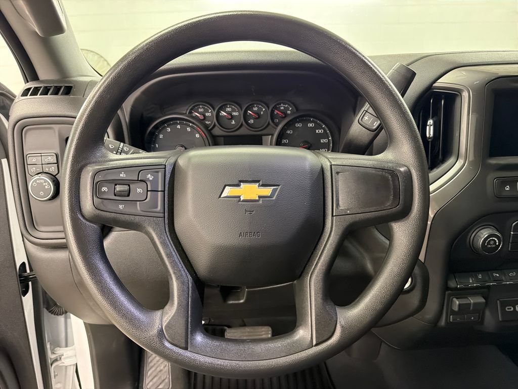 Used 2026 Chevrolet Silverado 2500 Custom w/ Custom Value Package RWD image 18