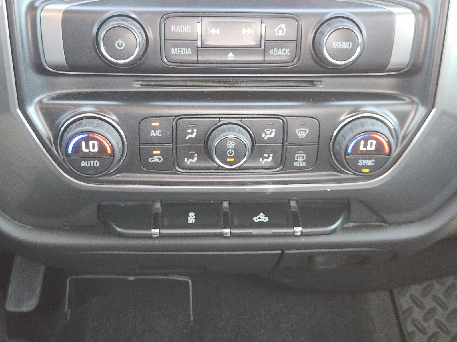 Used 2015 Chevrolet Silverado 1500 LT w/ Texas Edition, 1LT Trim RWD image 21
