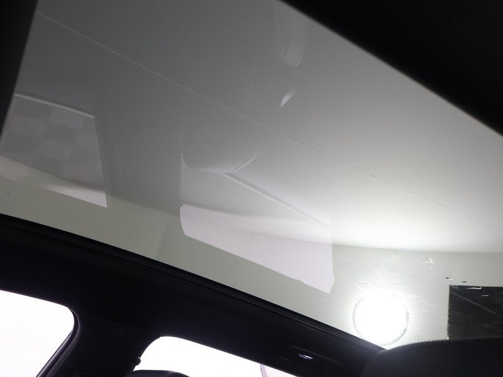 Used 2024 Cadillac Lyriq Tech RWD image 22