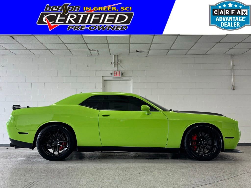 Used 2023 Dodge Challenger SRT Hellcat RWD video 1