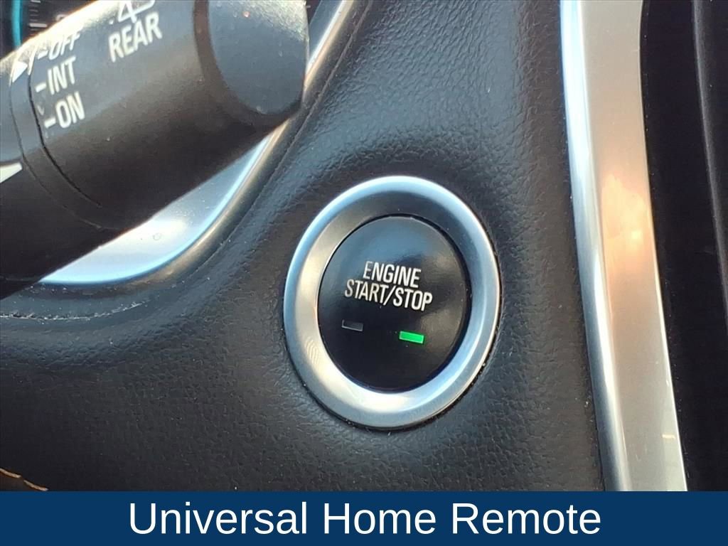 Used 2019 Chevrolet Traverse LT FWD image 12