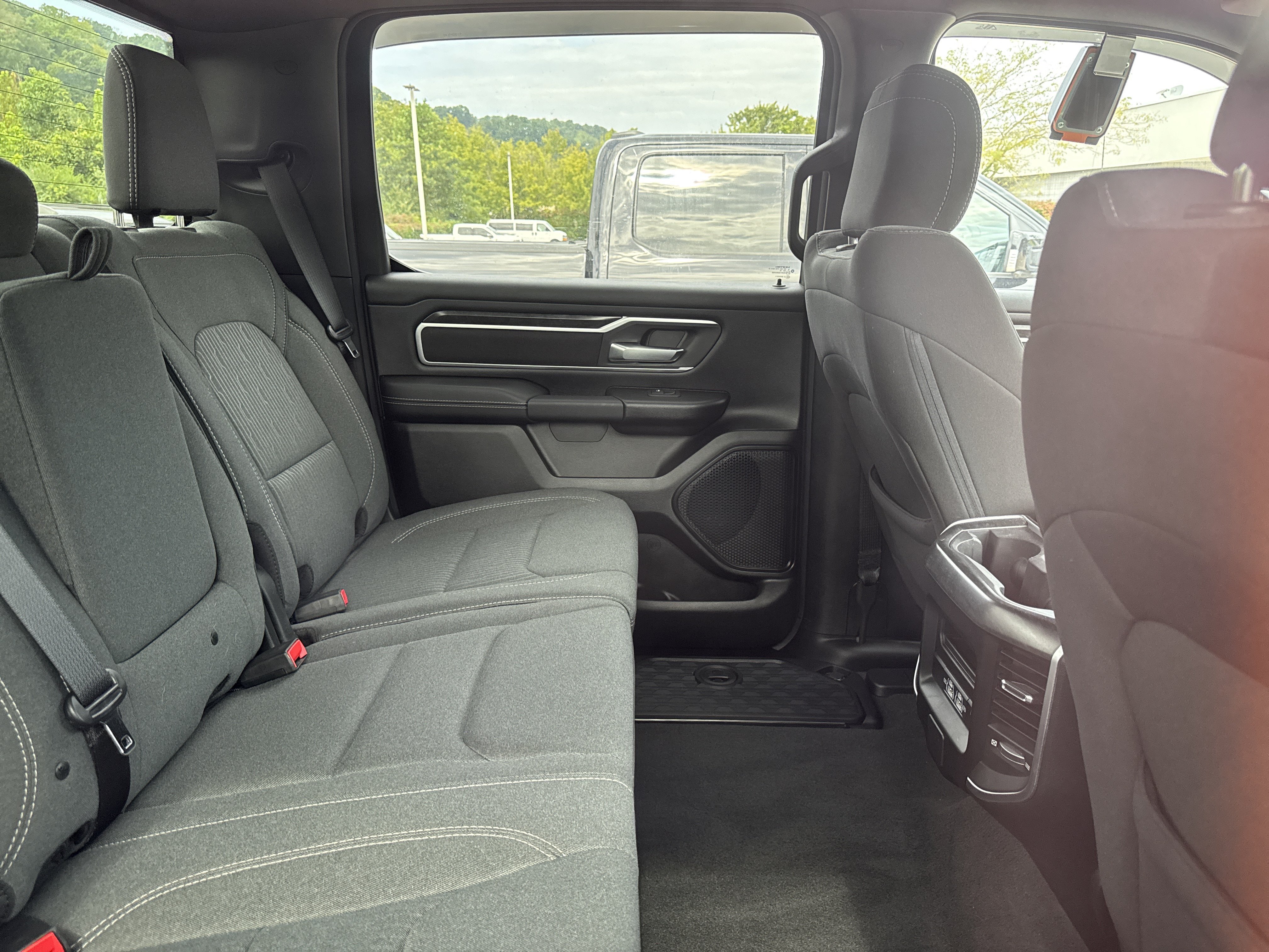 Used 2023 RAM 1500 Big Horn AWD/4WD image 10