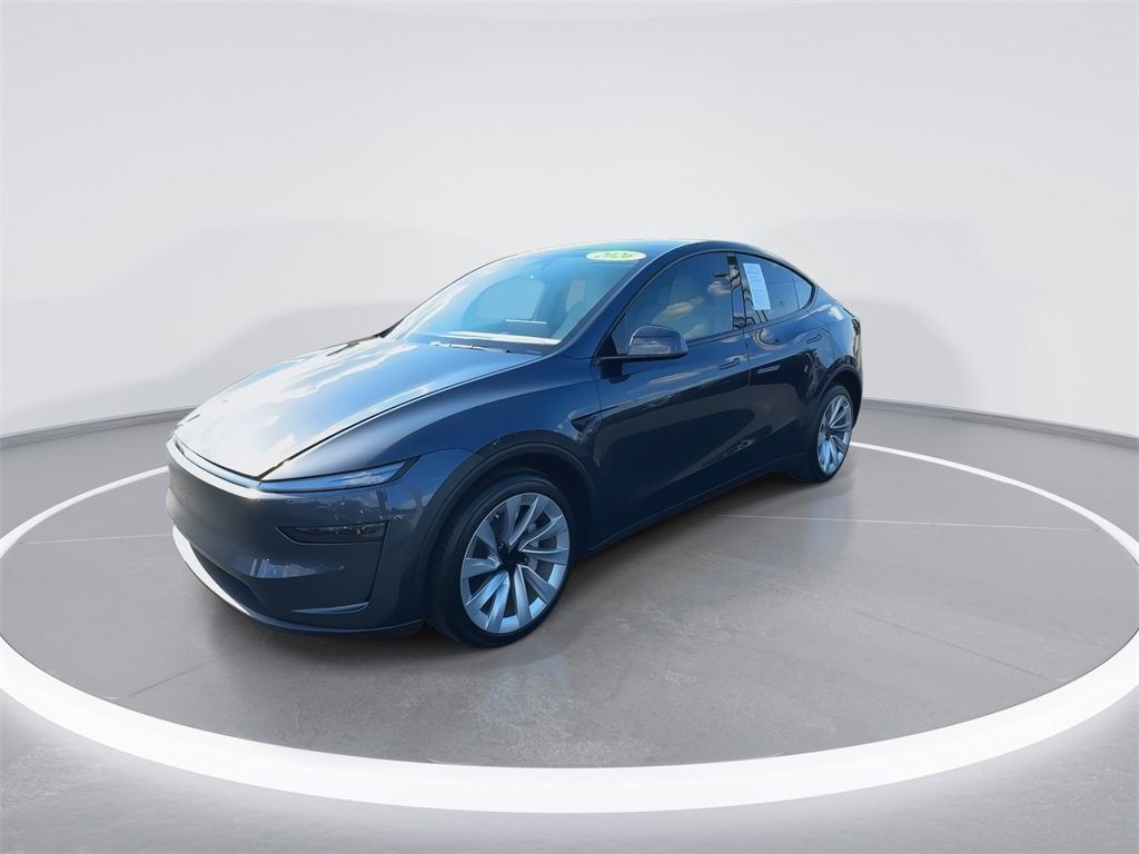 Used 2026 Tesla Model Y Long Range image 4