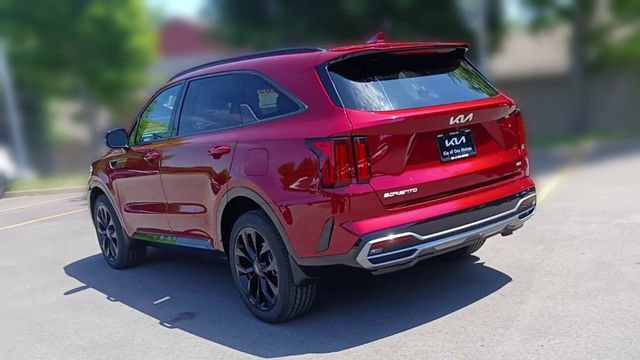 Certified 2023 Kia Sorento SX AWD/4WD image 12