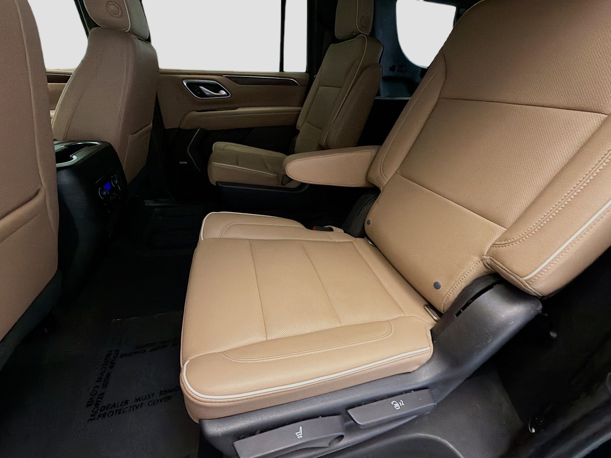 Used 2021 Chevrolet Suburban Premier w/ Premium Package RWD image 12