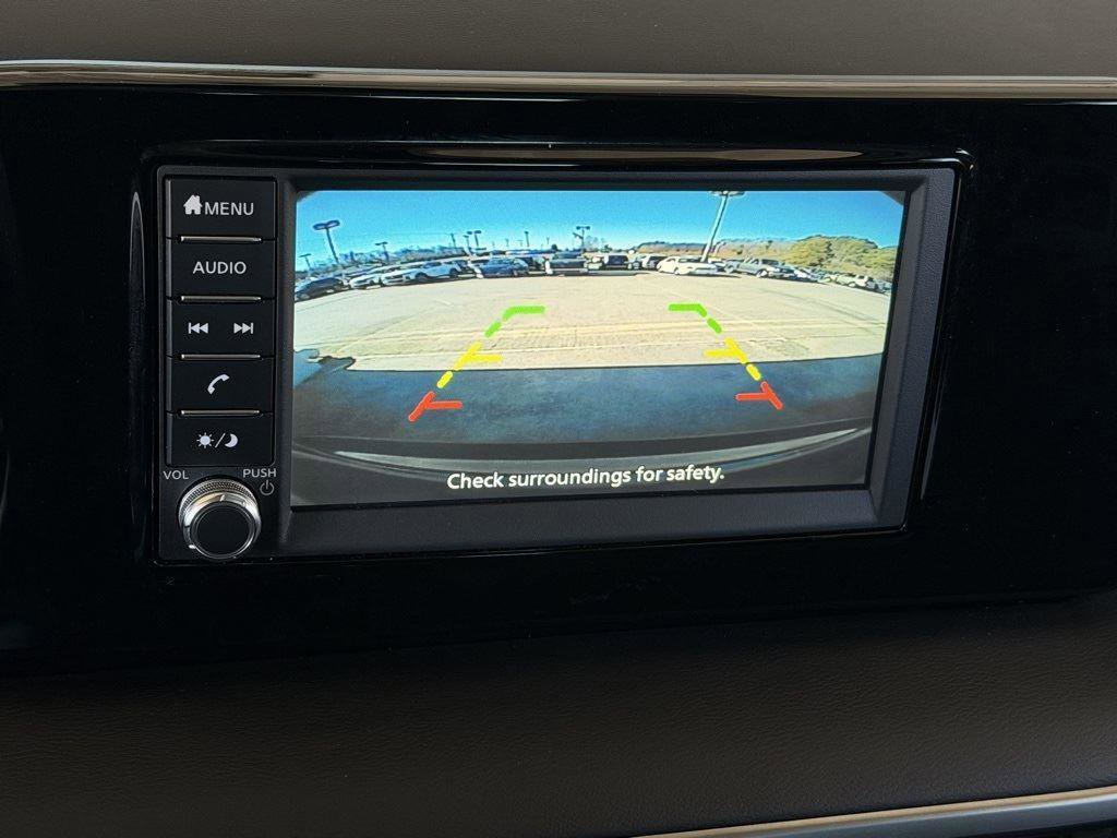 Used 2025 Nissan Kicks S image 12