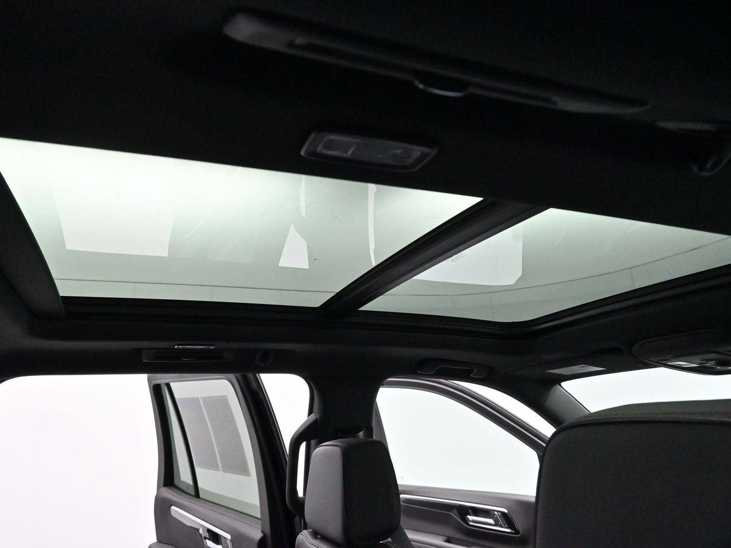 Used 2025 Chevrolet Tahoe RST w/ Advanced Technology Package image 38