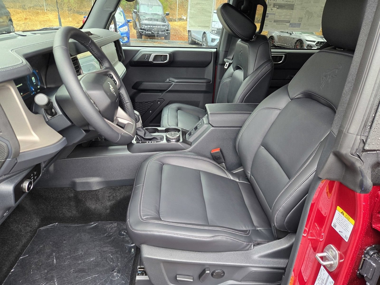 New 2026 Ford Bronco Outer Banks AWD/4WD image 8