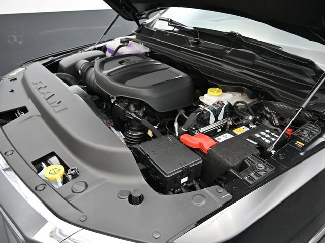 New 2026 RAM 1500 4x4 Crew Cab image 44