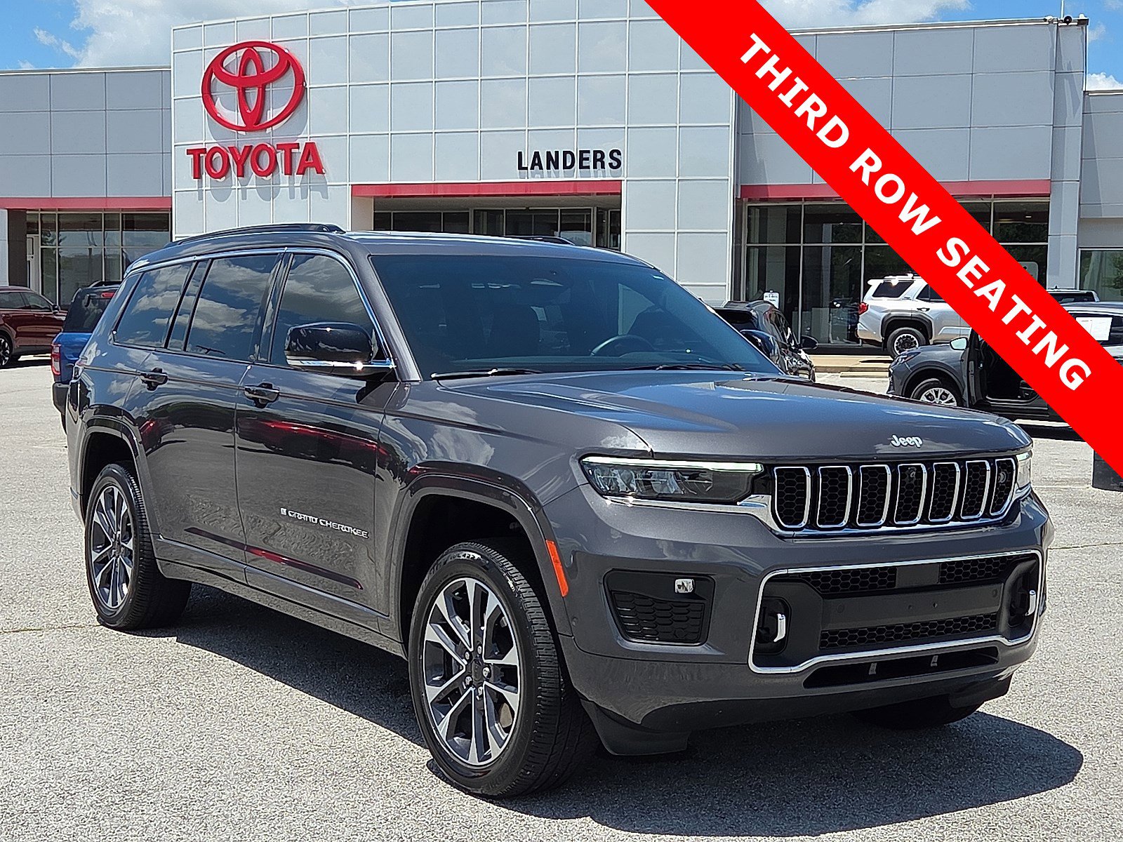 Used 2024 Jeep Grand Cherokee L Overland w/ Advanced Protech Group III