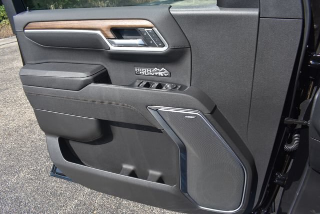 New 2026 Chevrolet Silverado 1500 High Country w/ High Country Premium Package AWD/4WD image 37