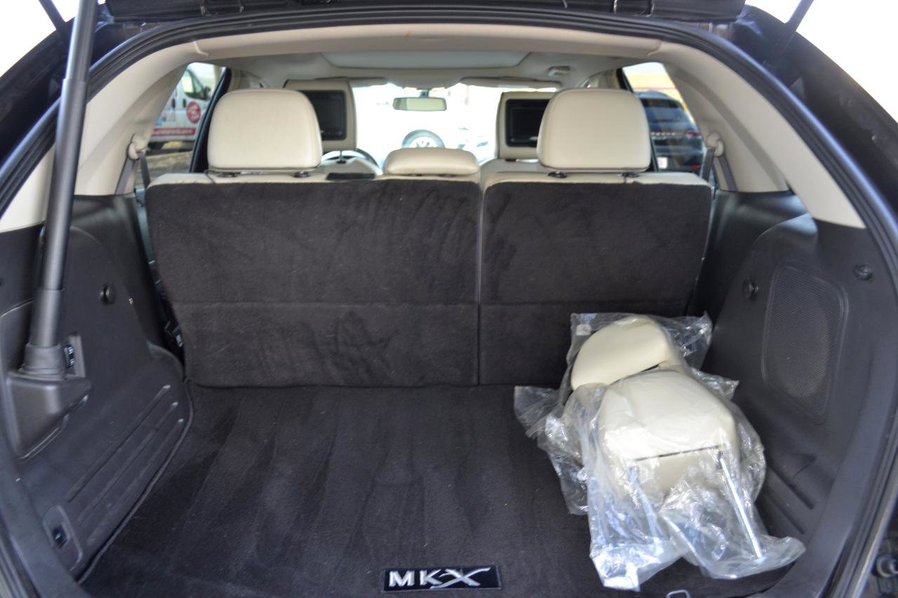 Used 2015 Lincoln MKX AWD w/ Equipment Group 102A image 8