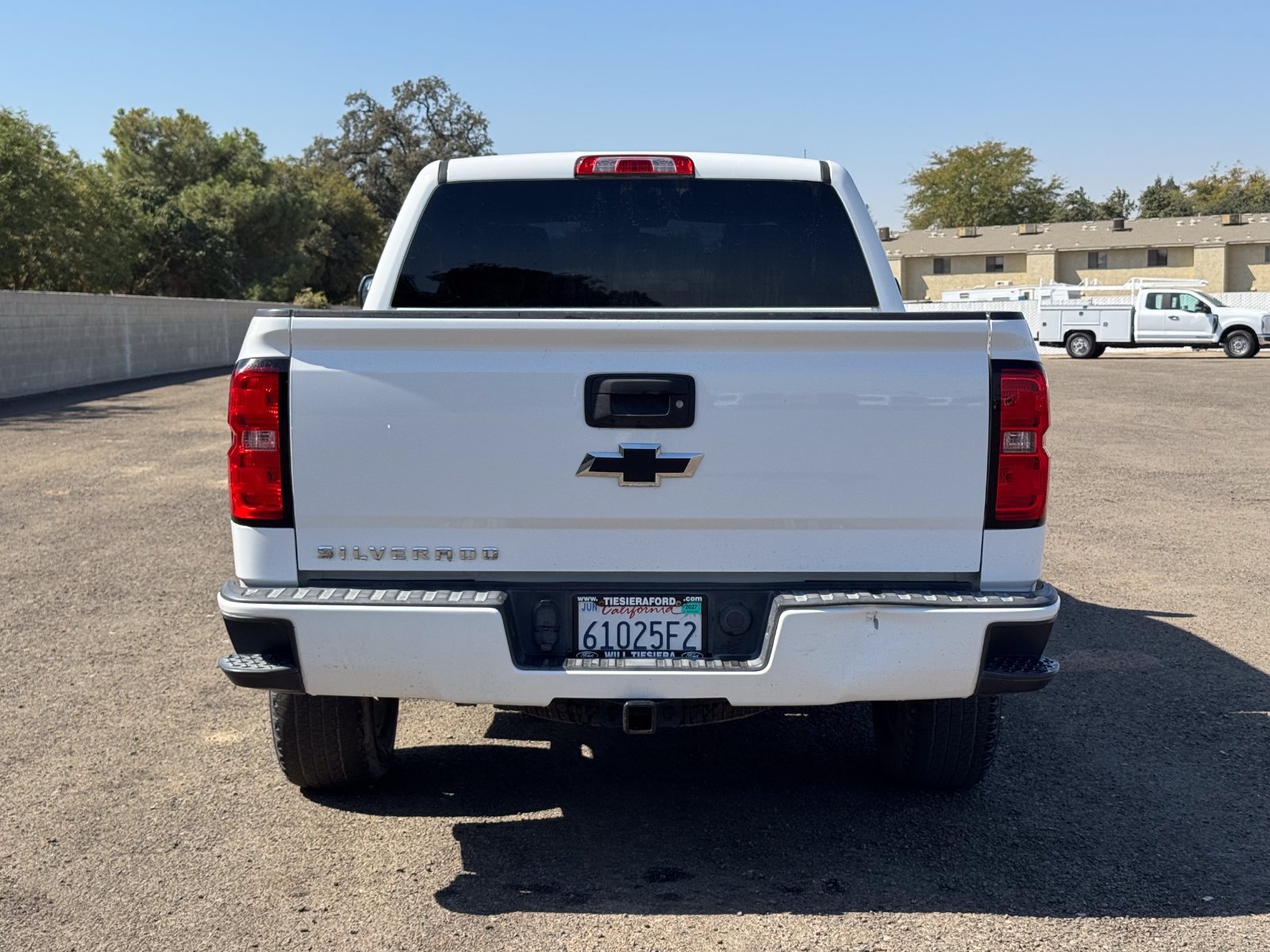 Used 2017 Chevrolet Silverado 1500 LT w/ All Star Edition AWD/4WD image 4