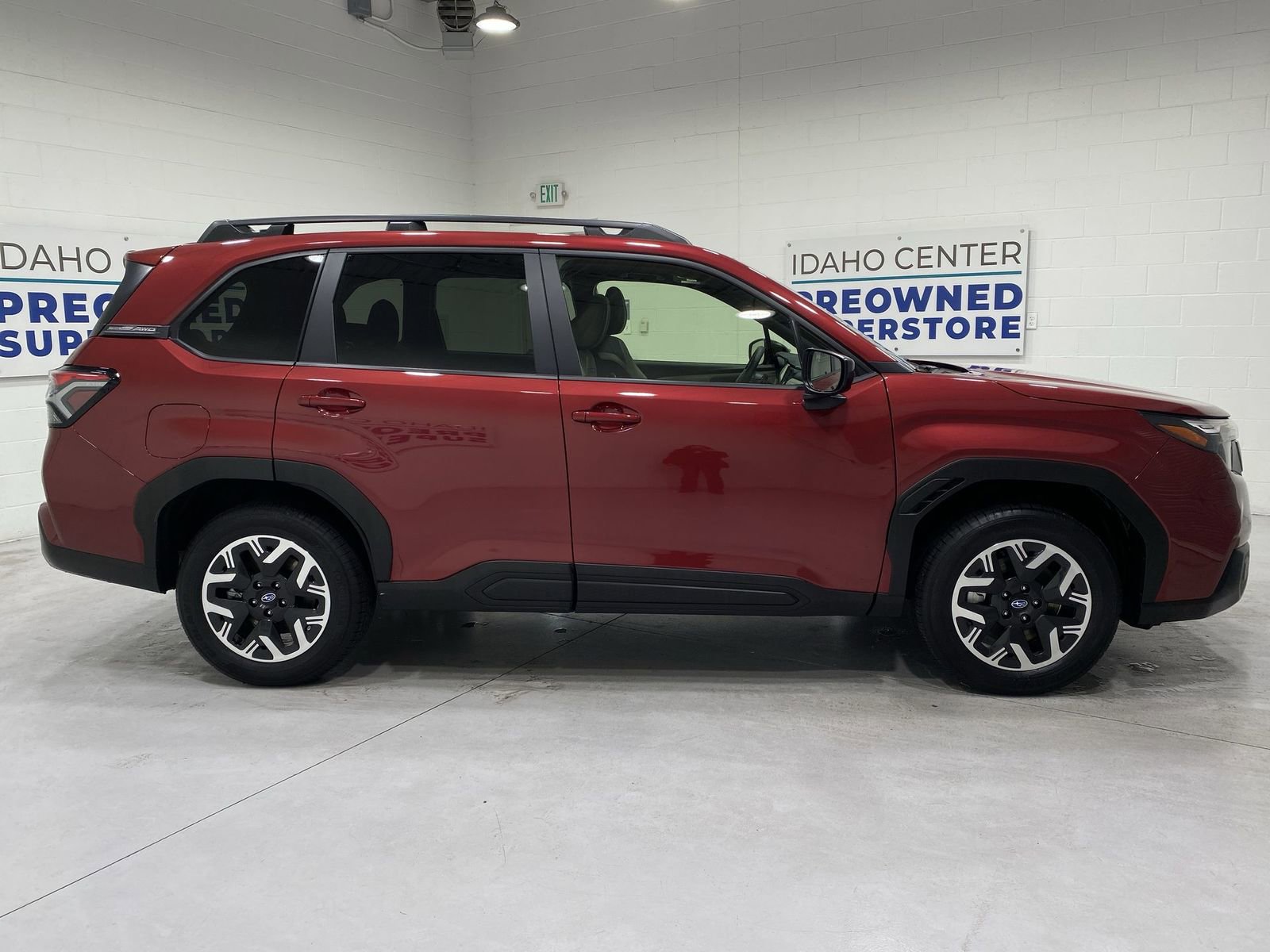 Certified 2025 Subaru Forester Premium image 9