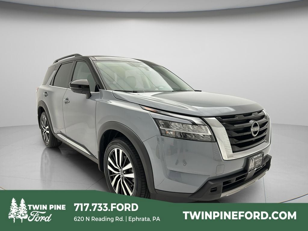 Used 2024 Nissan Pathfinder Platinum