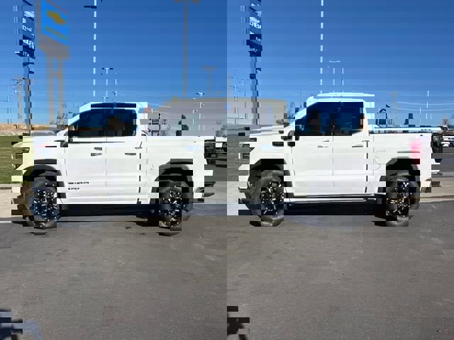 Certified 2024 GMC Sierra 1500 SLT image 6