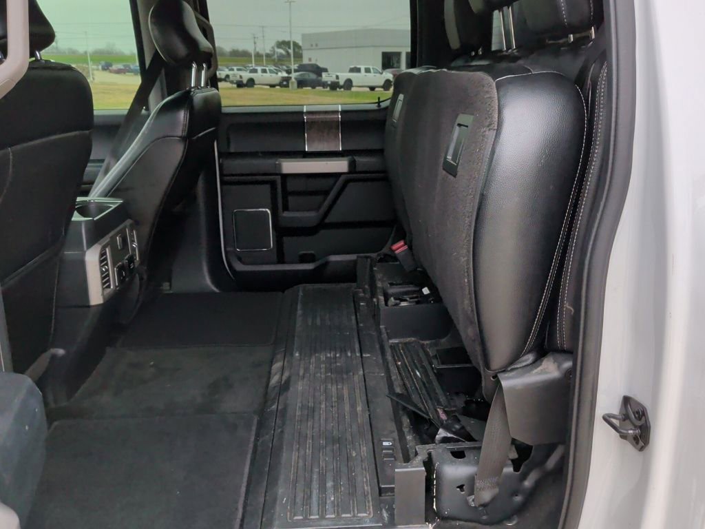 Used 2017 Ford F350 Lariat w/ Chrome Package image 34