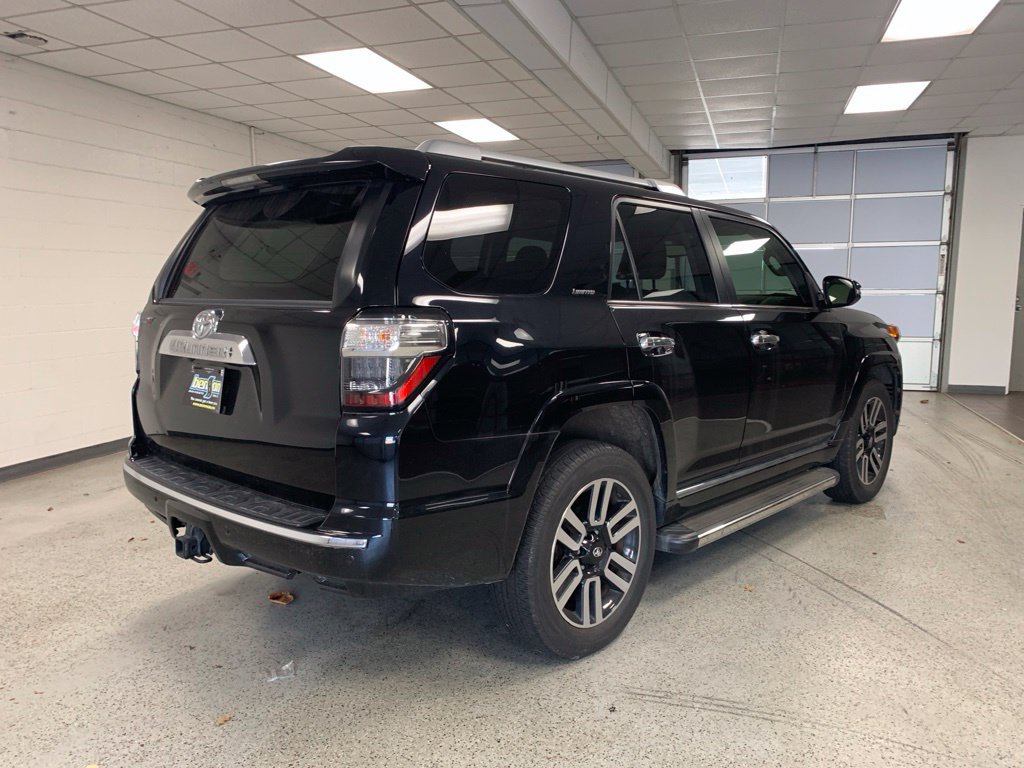 Used 2023 Toyota 4Runner Limited RWD image 4
