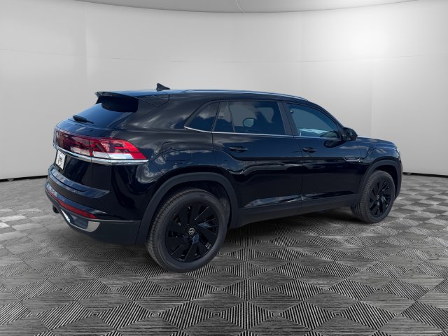 New 2026 Volkswagen Atlas Cross Sport SE FWD image 5