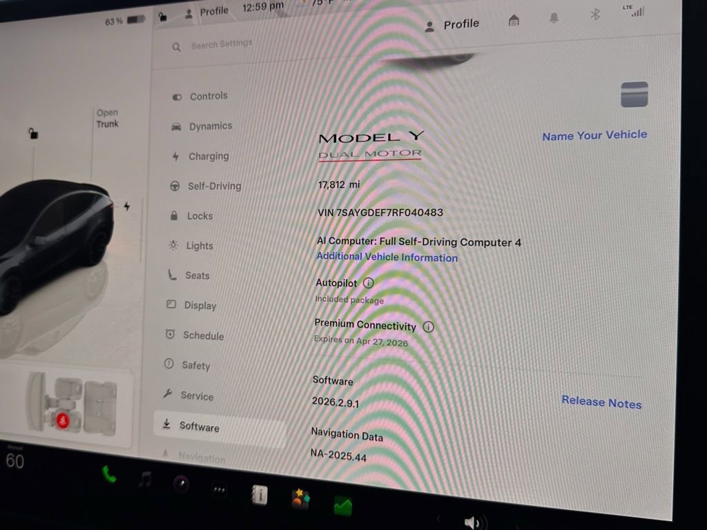 Used 2024 Tesla Model Y Performance image 12