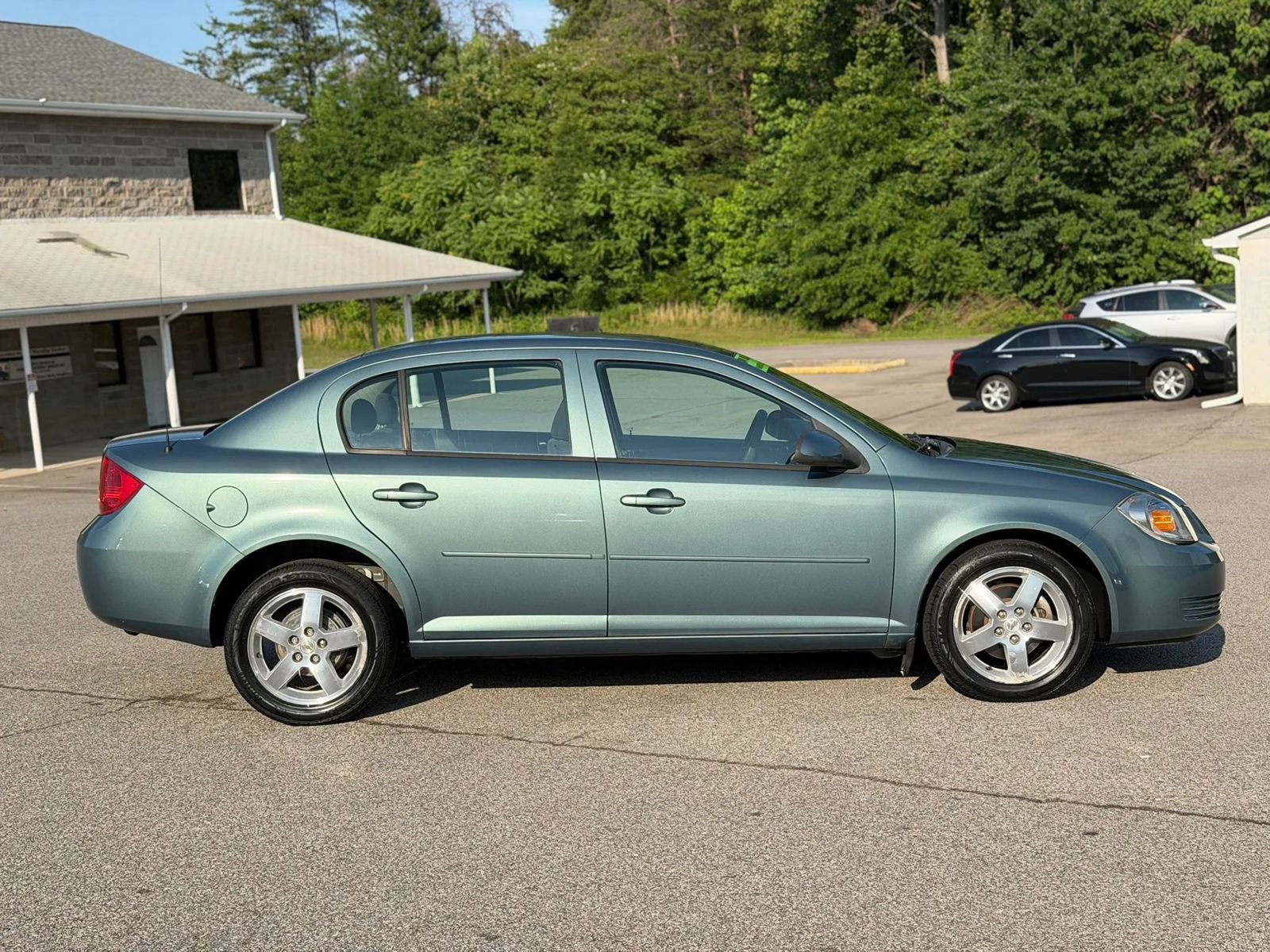Used 2010 Chevrolet Cobalt LT w/ Preferred Equipment Group FWD image 8