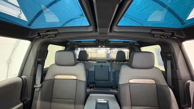 Used 2024 GMC Hummer EV 3X image 30