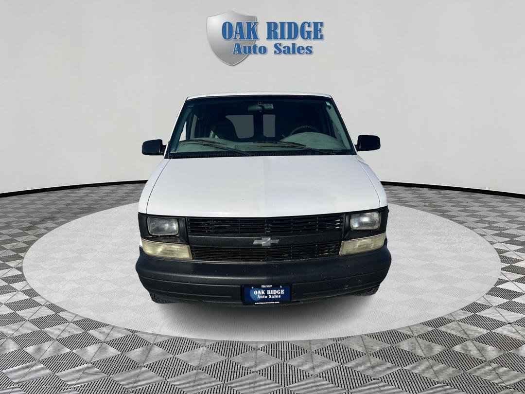 Used 2004 Chevrolet Astro AWD w/ Convenience Package image 2
