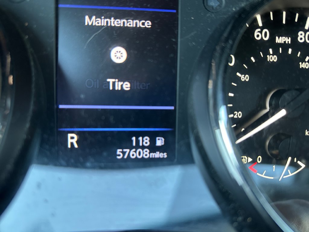Used 2020 Nissan Rogue SV AWD/4WD image 11