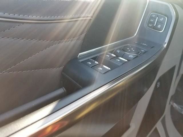 New 2026 Ford F350 Platinum w/ Platinum Plus Package image 14