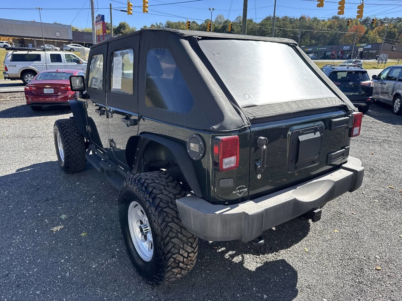 Used 2012 Jeep Wrangler Unlimited Sport w/ Connectivity Group image 6
