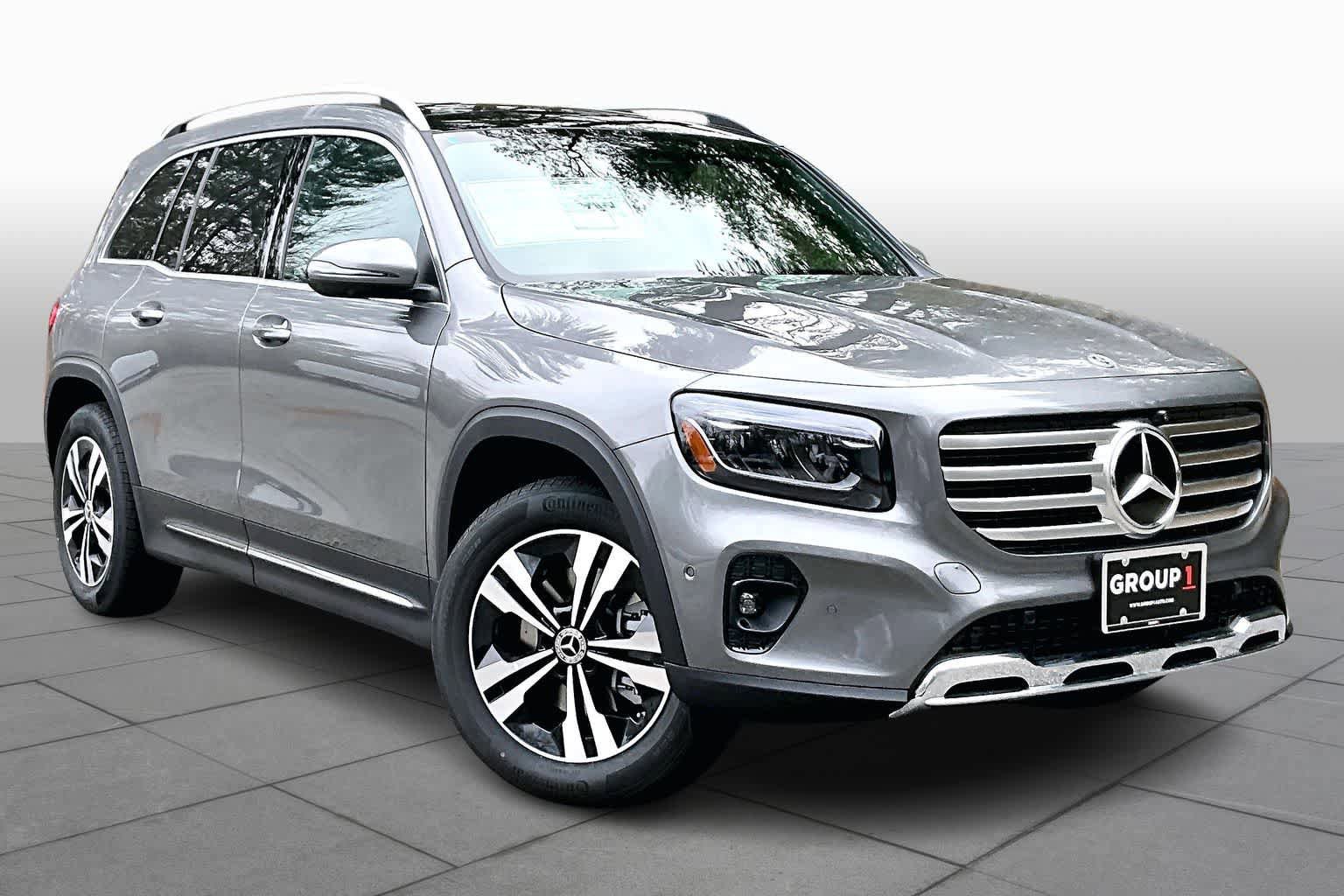 New 2026 Mercedes-Benz GLB 250 4MATIC image 2