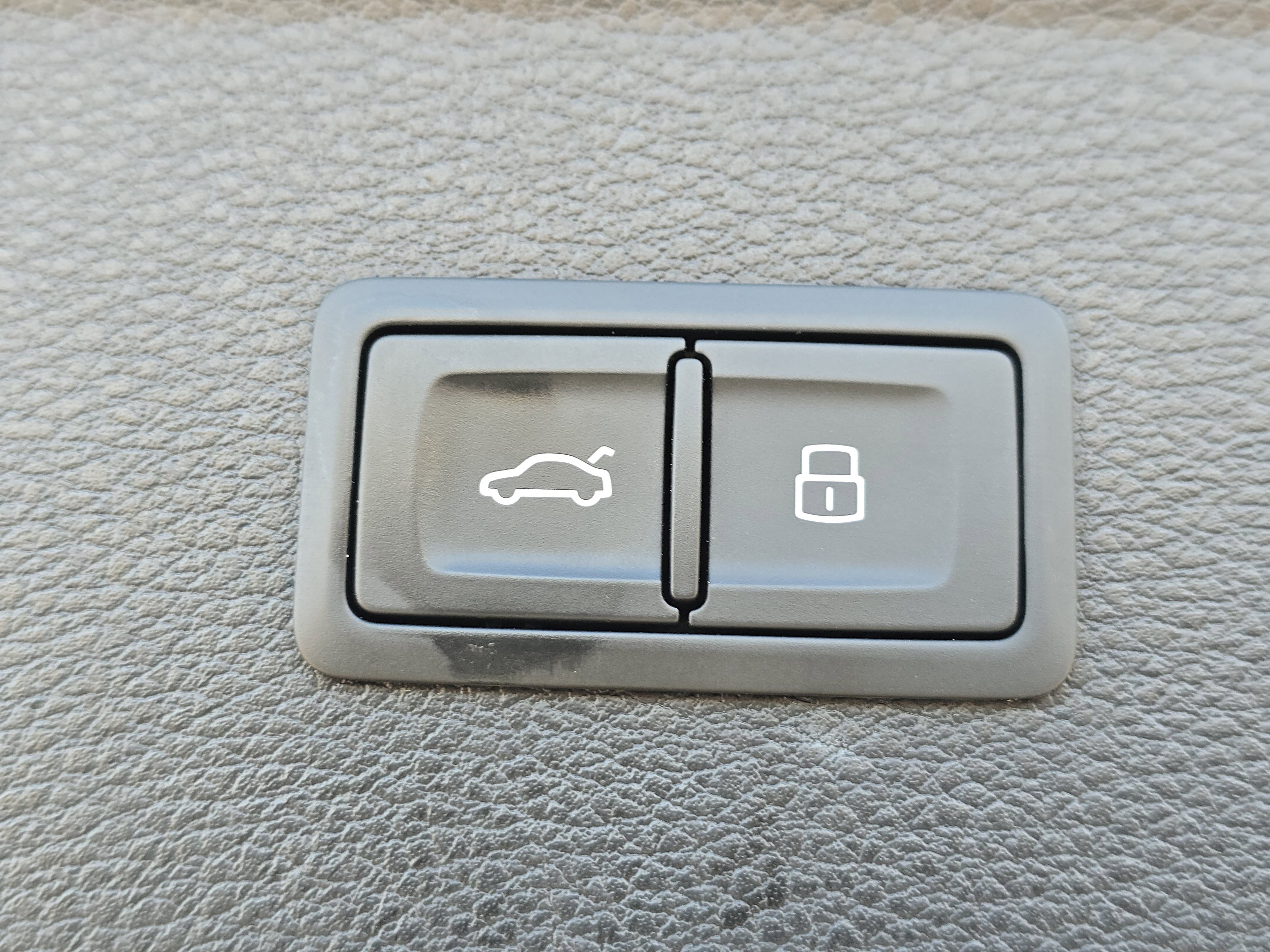 Certified 2022 Audi Q5 2.0T Premium Plus image 17