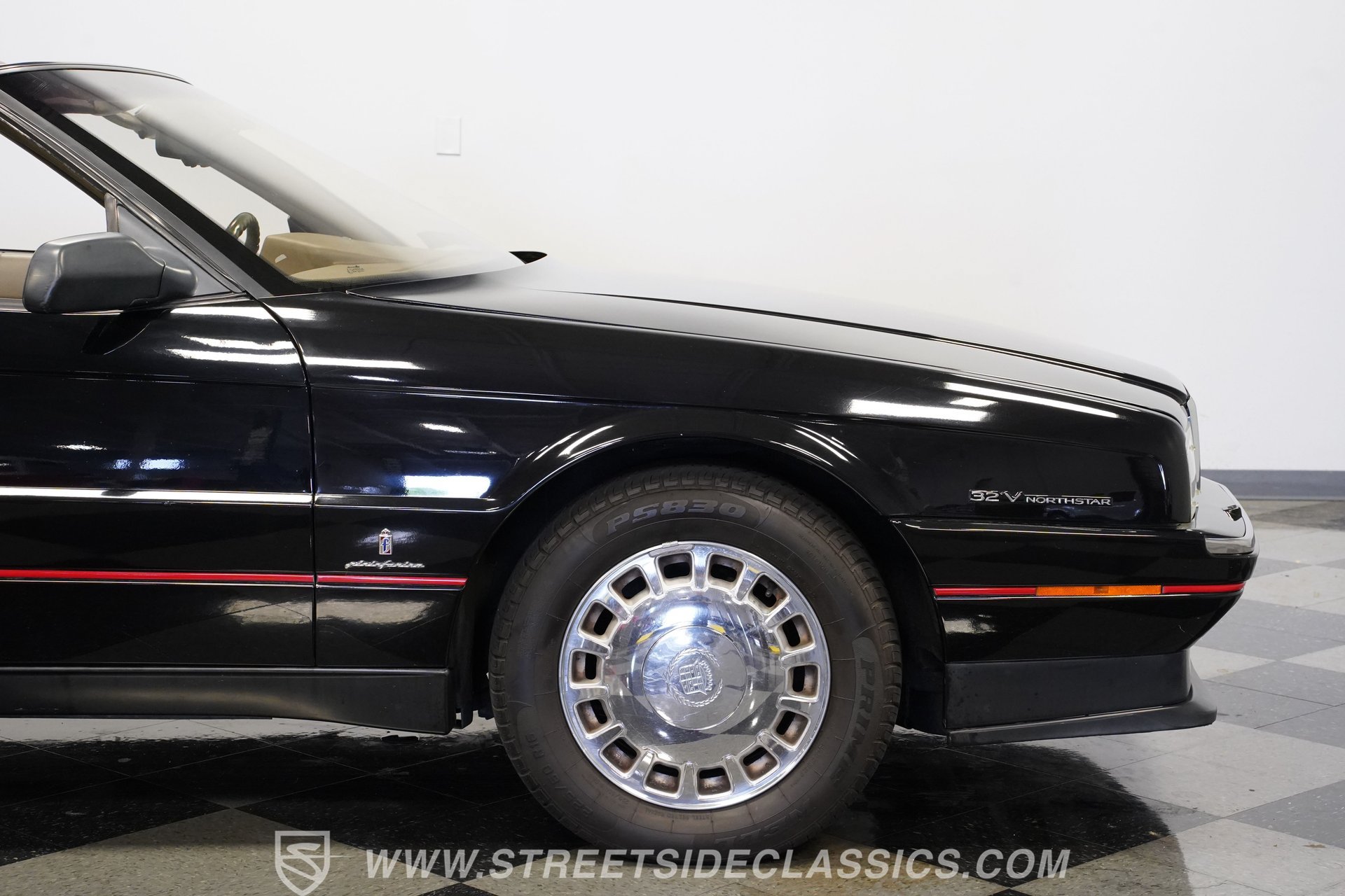 Used 1993 Cadillac Allante FWD image 31