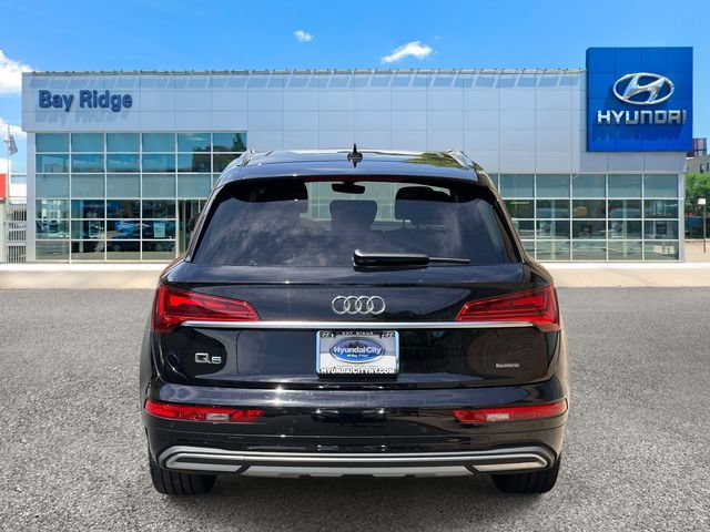 Used 2021 Audi Q5 2.0T Premium Plus w/ Premium Plus Package AWD/4WD image 5