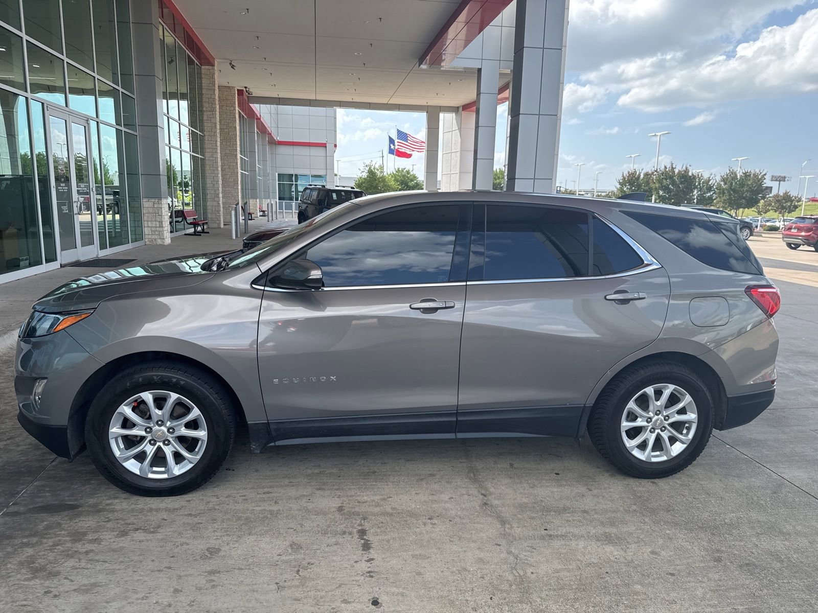 Used 2019 Chevrolet Equinox LT FWD image 29