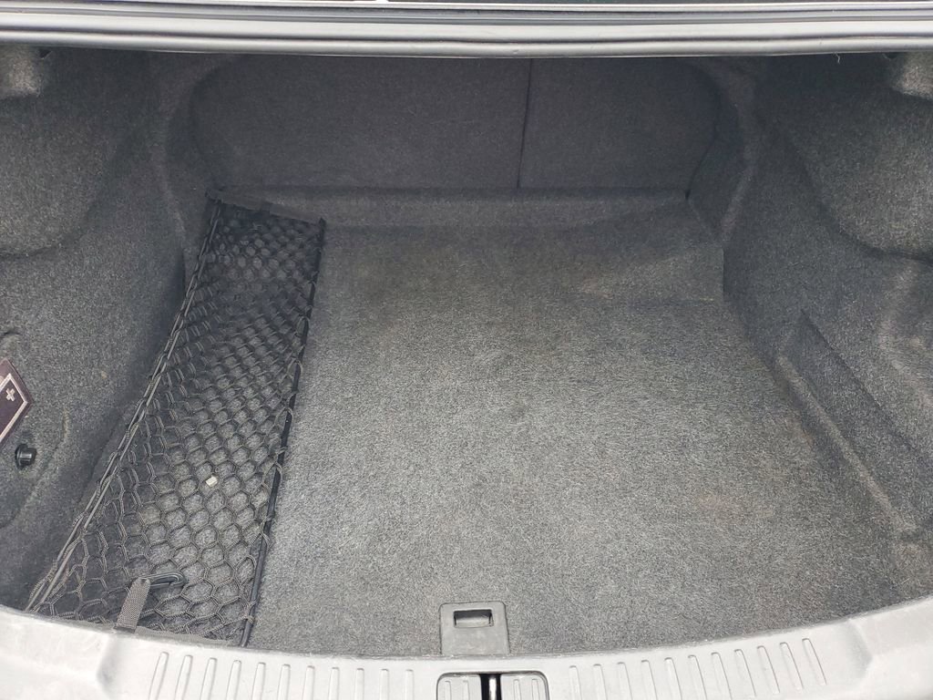 Used 2016 Chevrolet Malibu LT w/ Sun And Convenience Package image 25