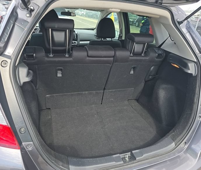 Used 2020 Honda Fit LX image 6