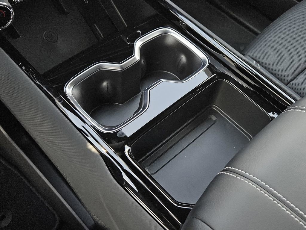 New 2025 Chevrolet Silverado EV LT image 20