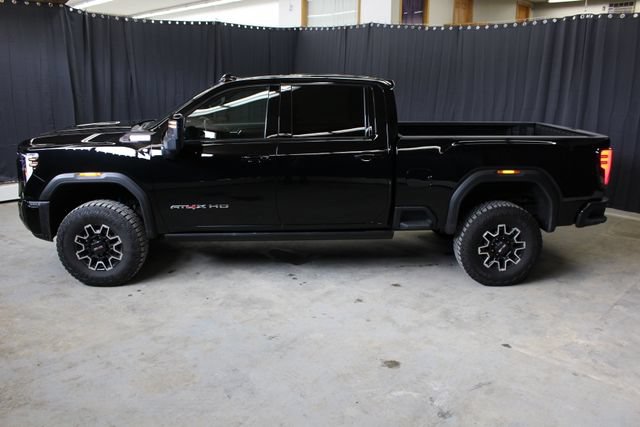 Used 2025 GMC Sierra 2500 AT4X AWD/4WD image 8
